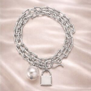 Graduated Link Elegant Silver Chain Lock Pearl Charm